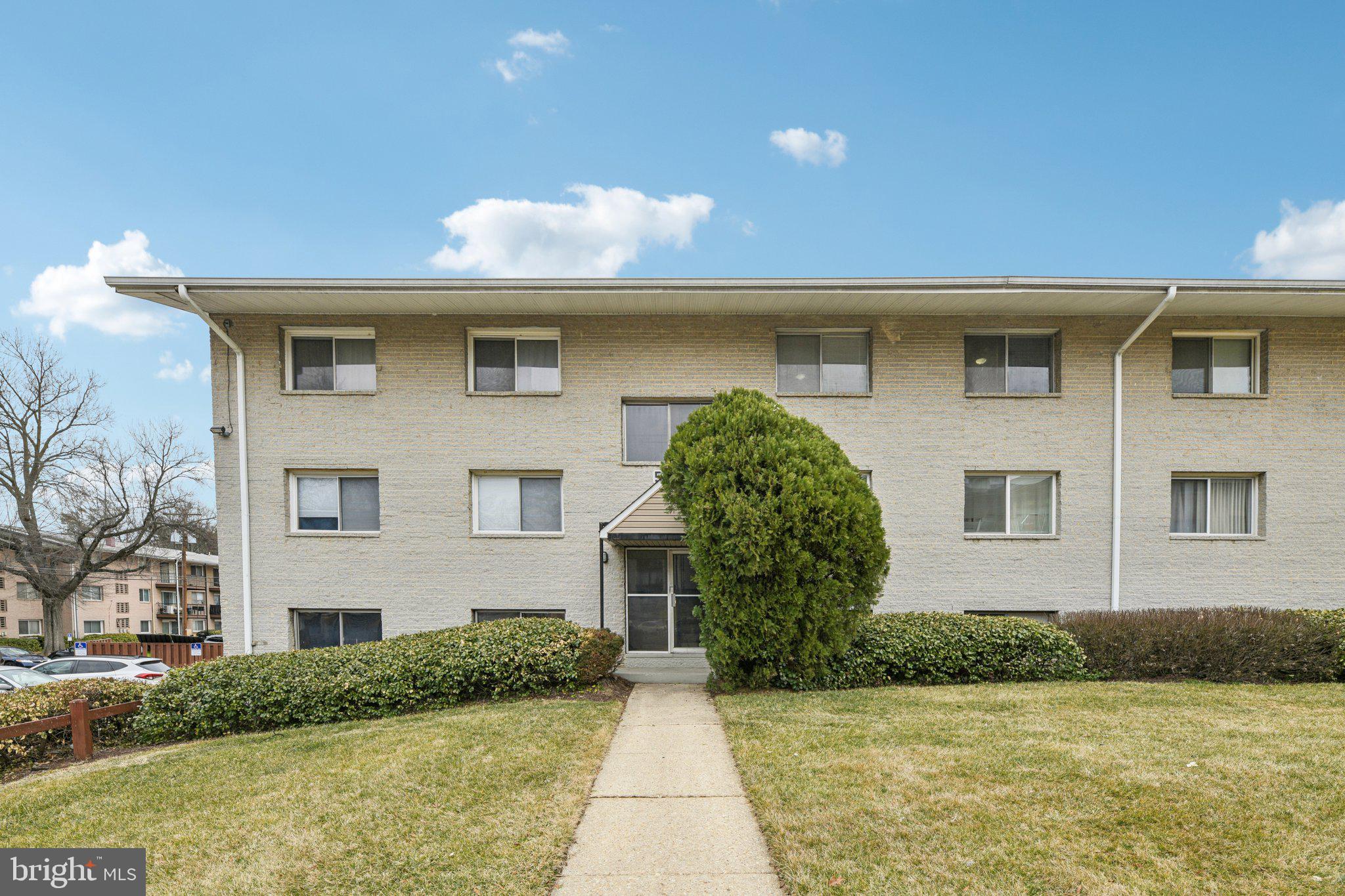 5434 85TH AVENUE 202