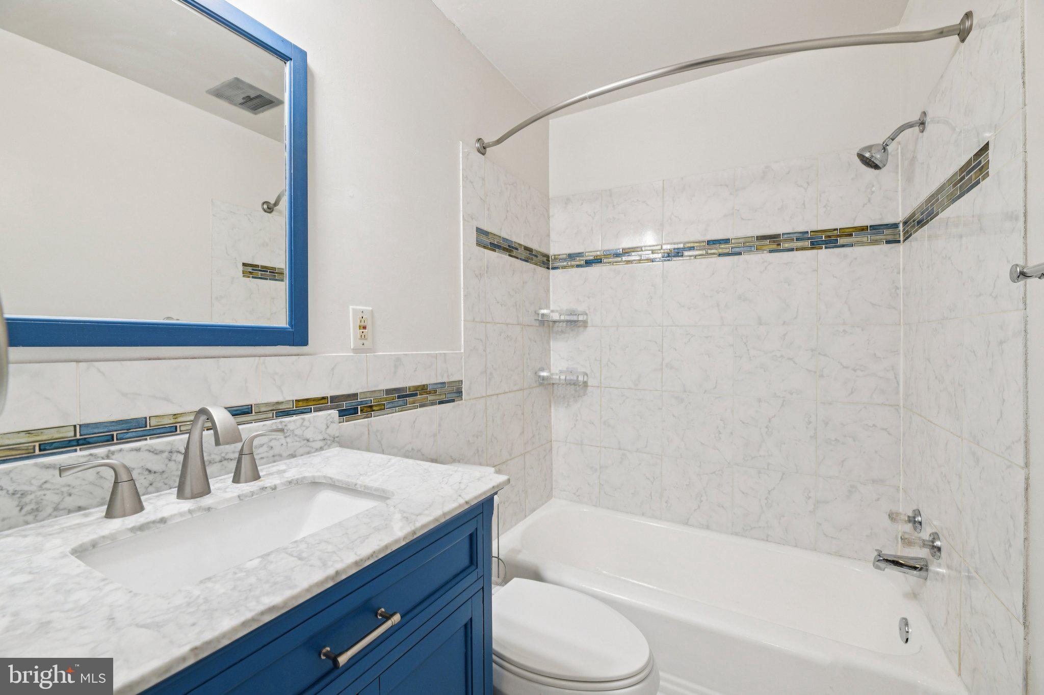 CARROLLAN GARDENS - Residential