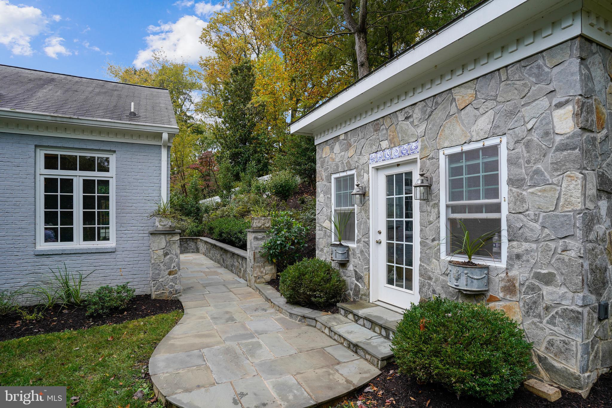 VILLAMAY - Residential