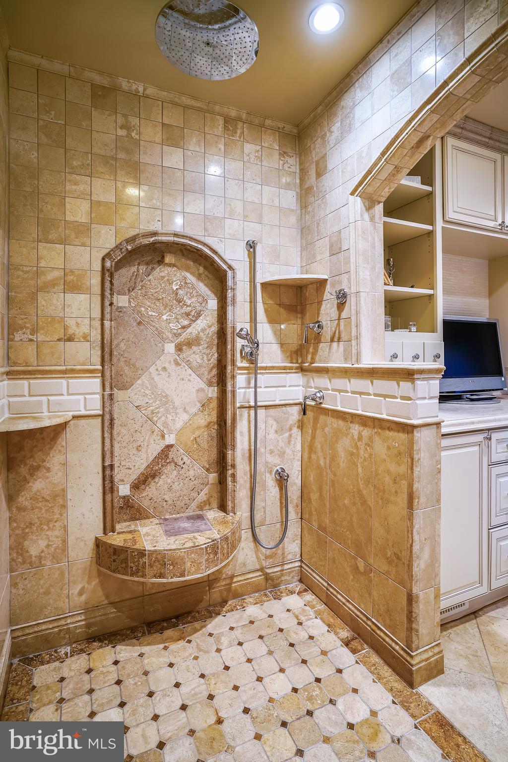 VILLAMAY - Residential