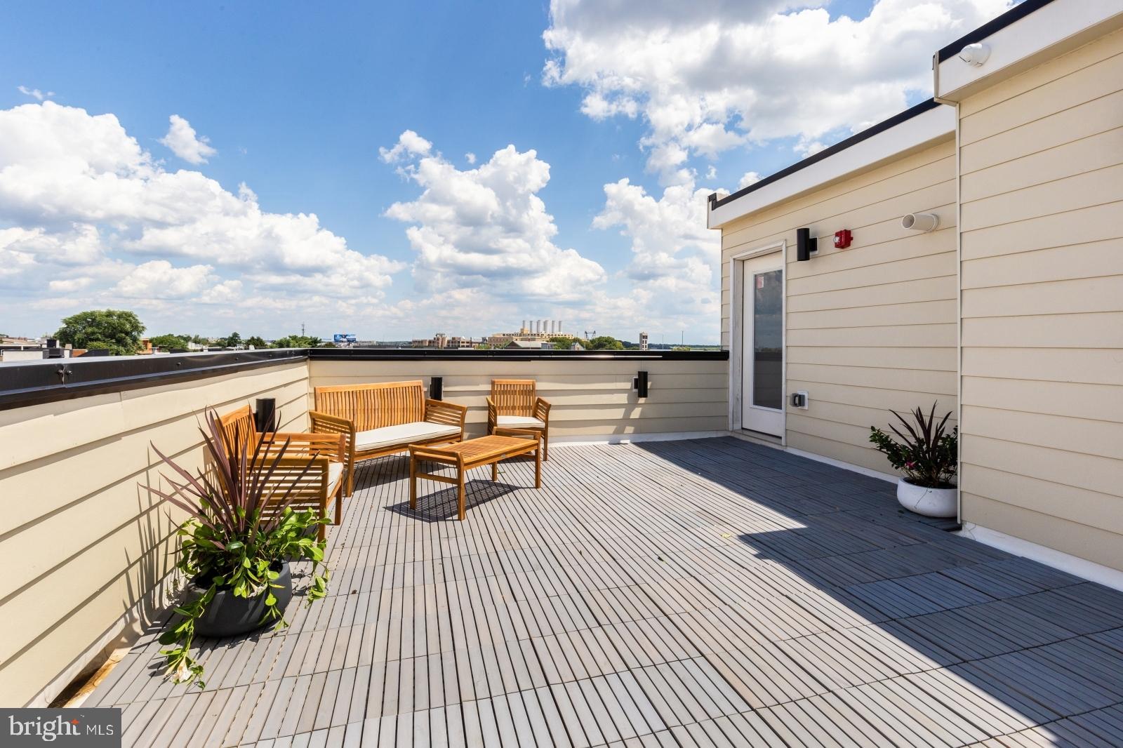 FISHTOWN - Residential Lease