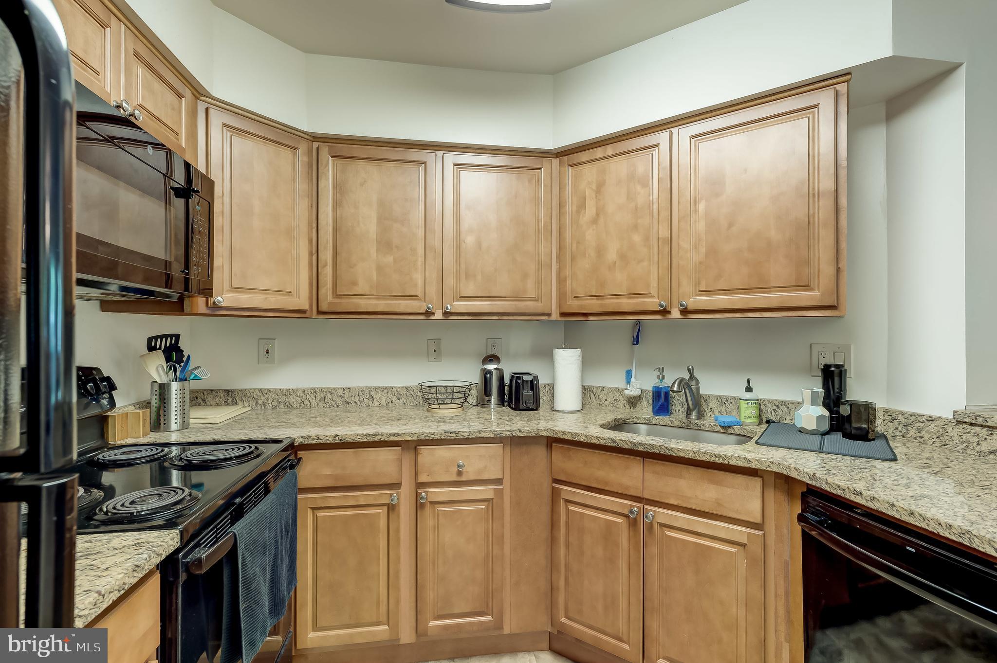 DORSEY HALL - Residential