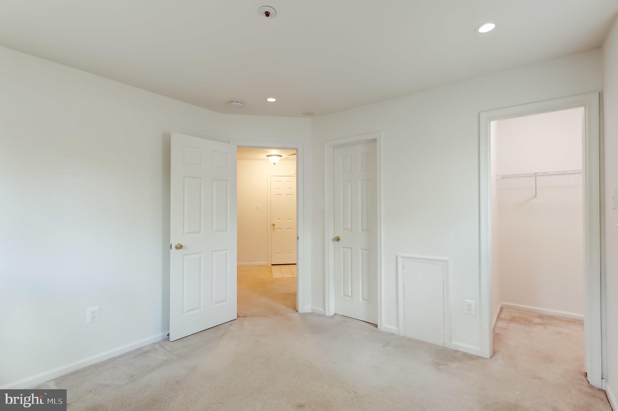 DORSEY HALL - Residential