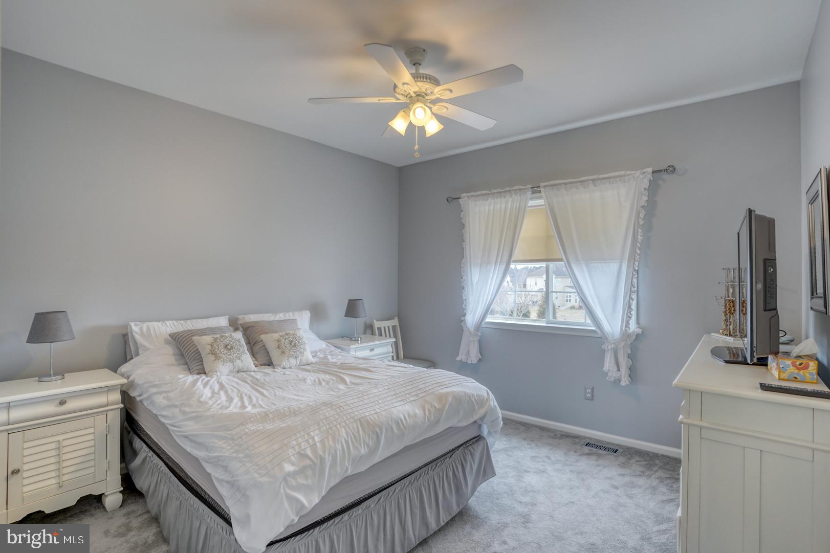 BAY POINTE - Residential