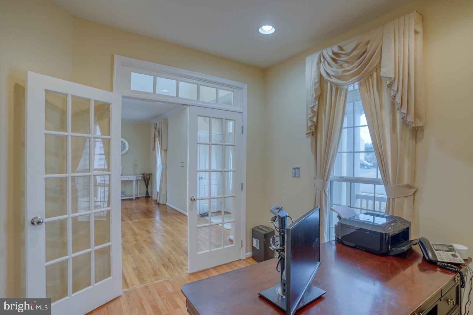 BAY POINTE - Residential