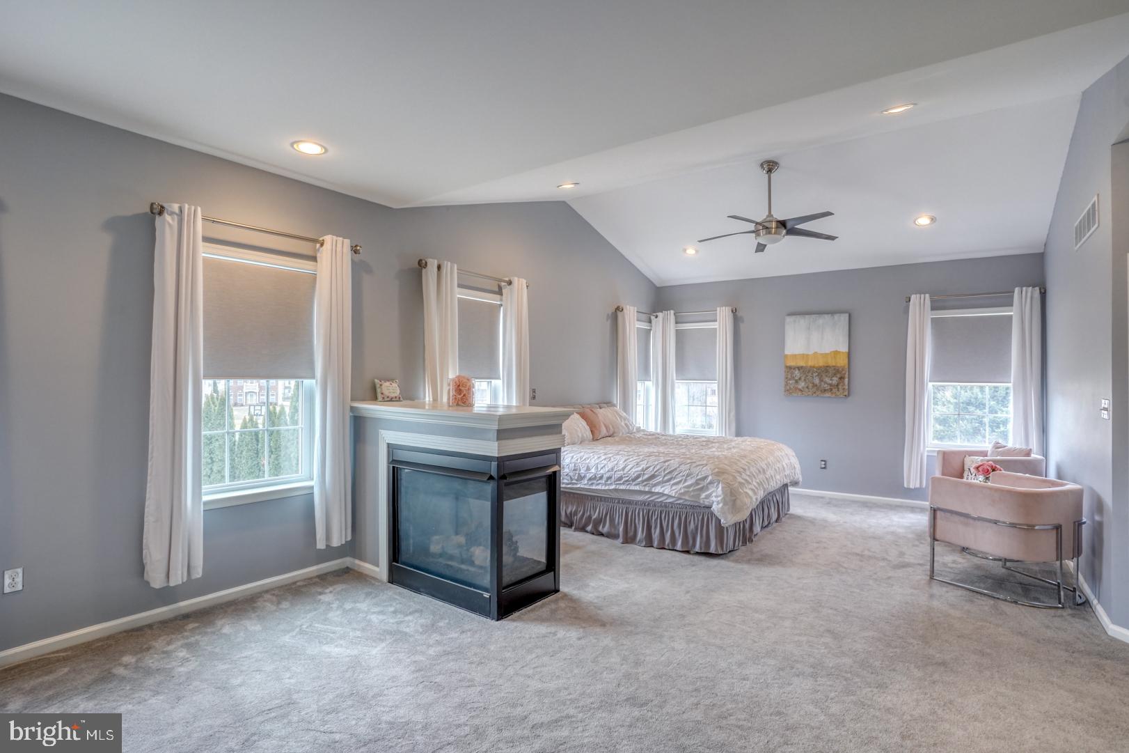 BAY POINTE - Residential