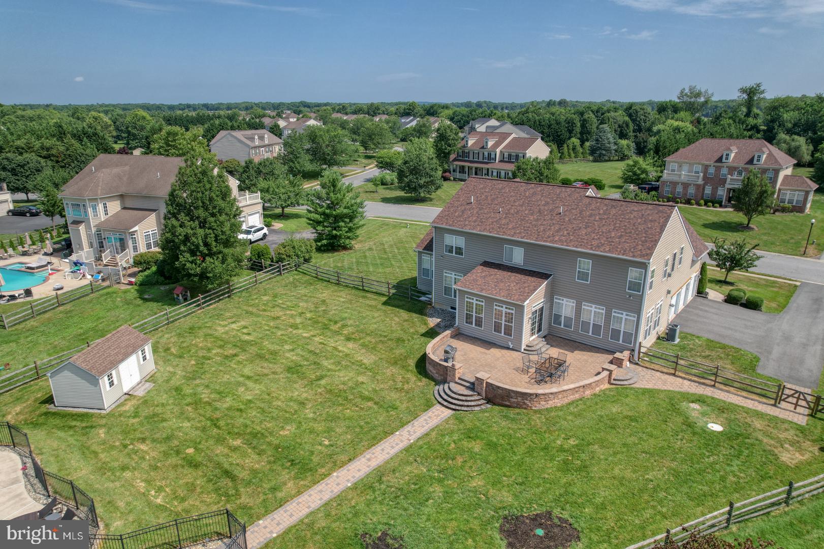BAY POINTE - Residential