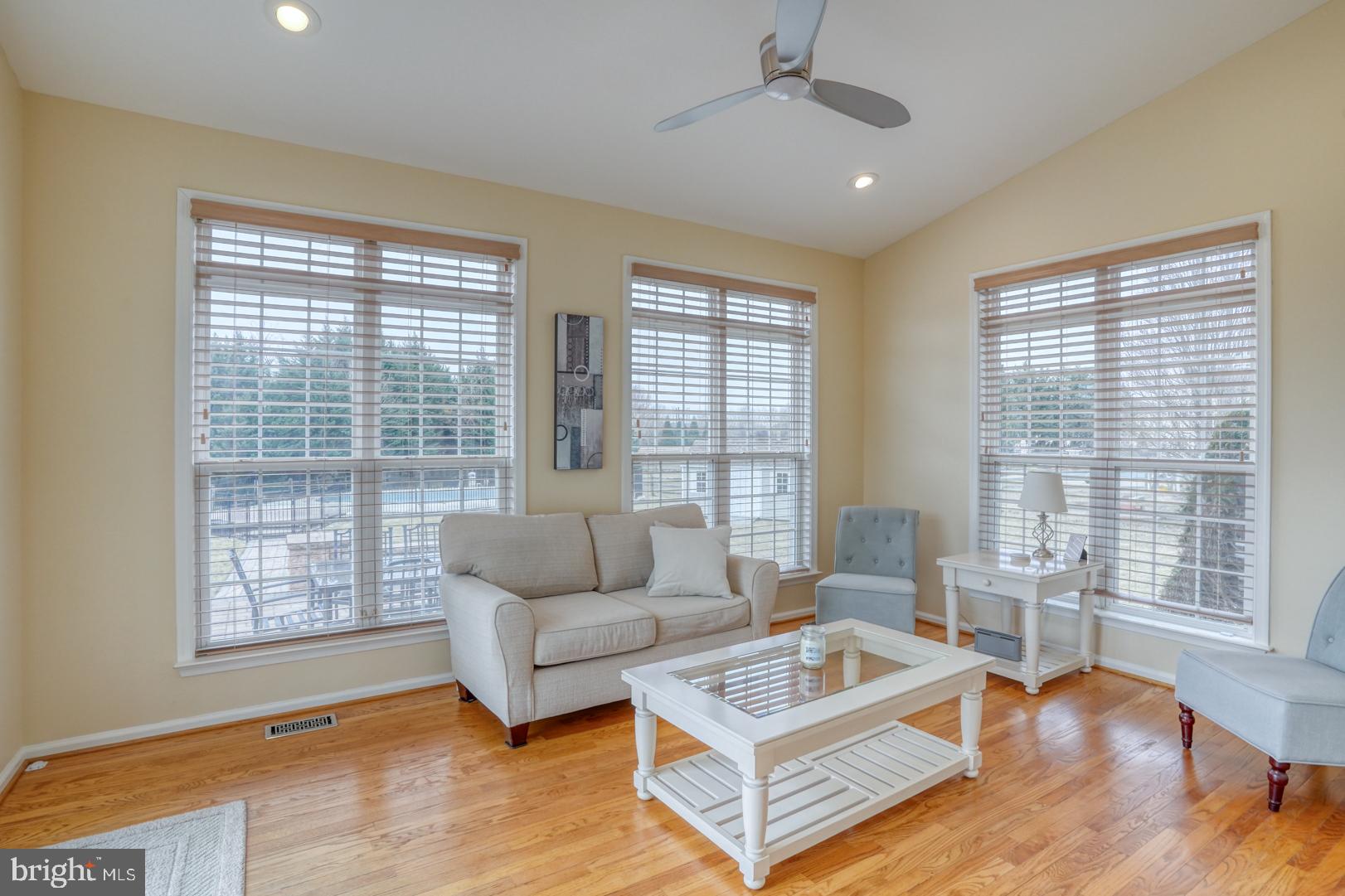 BAY POINTE - Residential