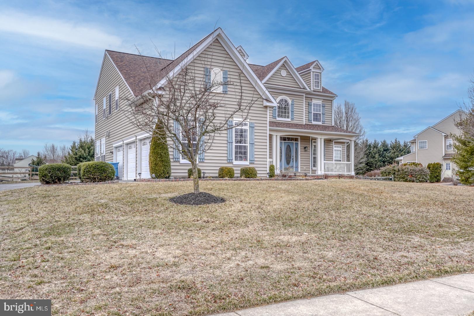 BAY POINTE - Residential