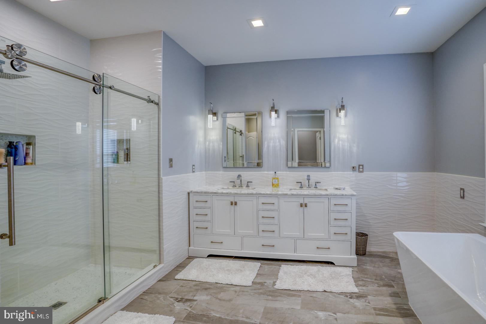 BAY POINTE - Residential