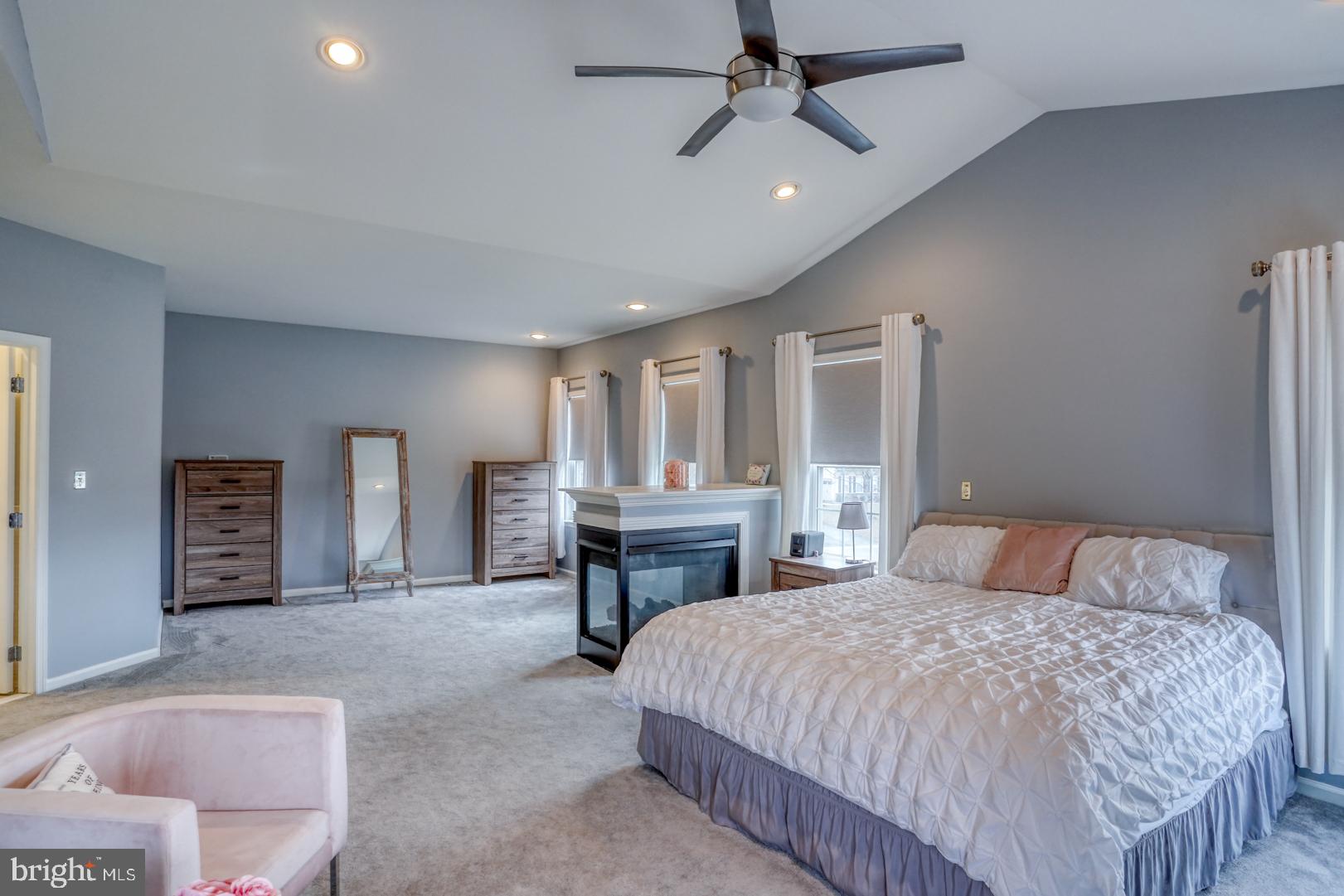 BAY POINTE - Residential