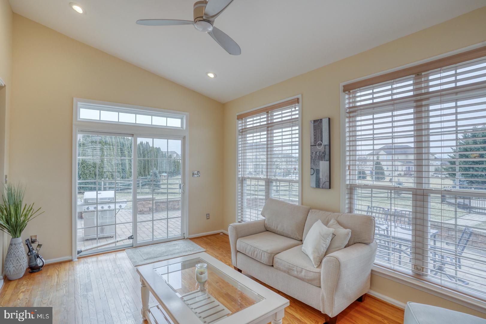 BAY POINTE - Residential