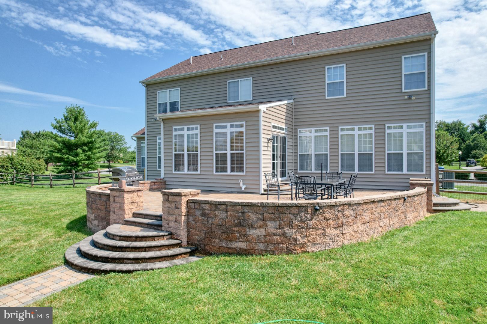 BAY POINTE - Residential
