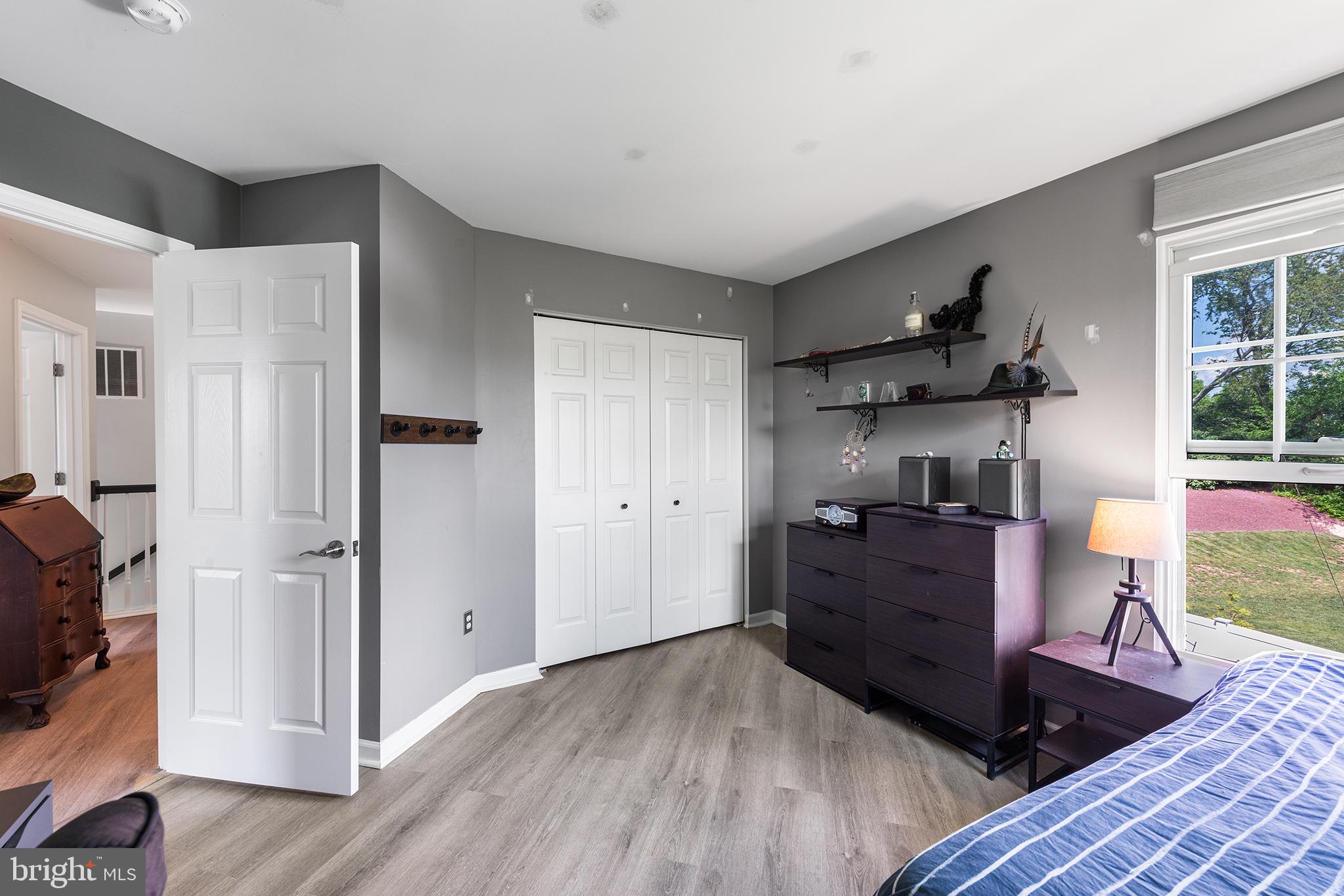 STONEY RUN - Residential