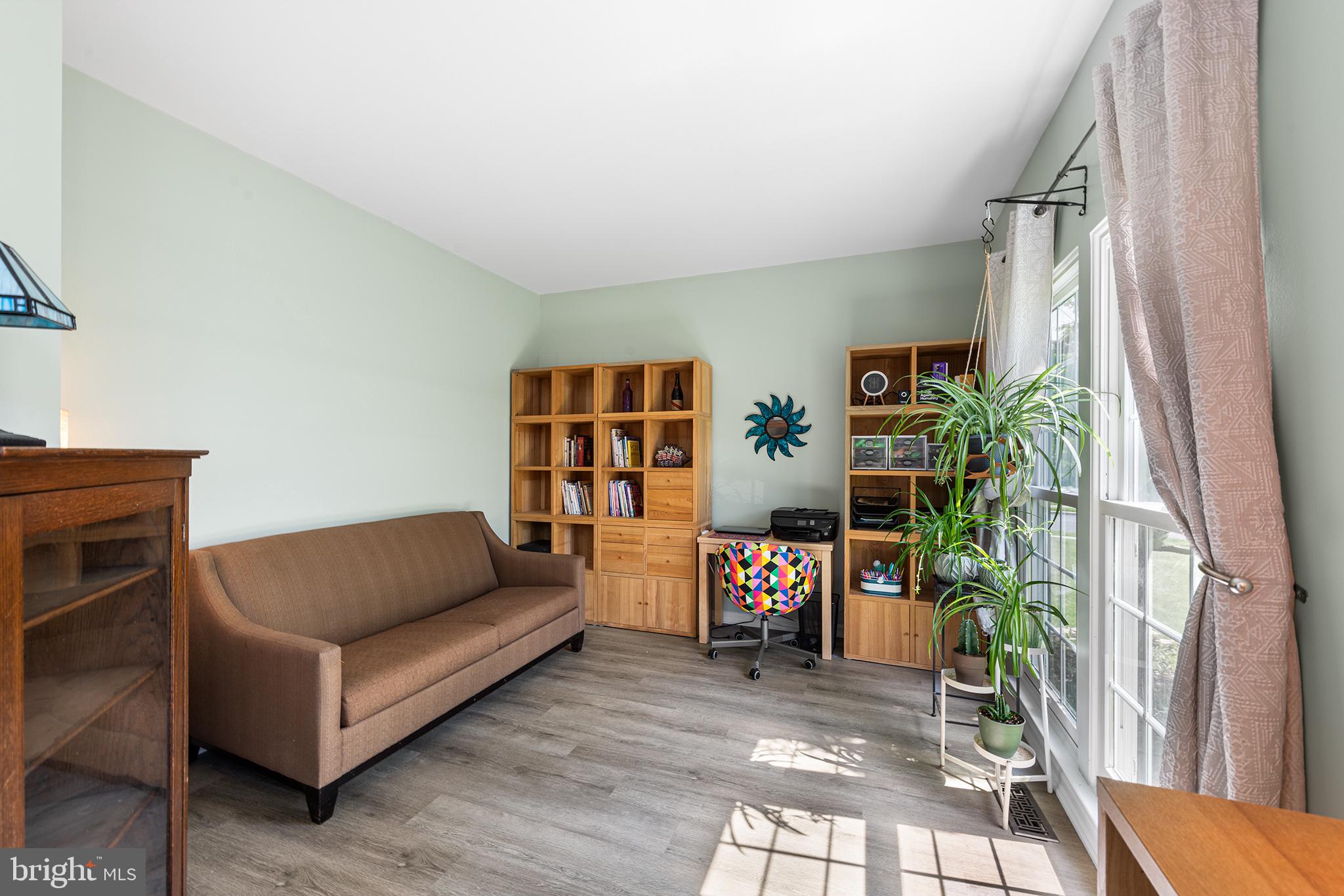 STONEY RUN - Residential