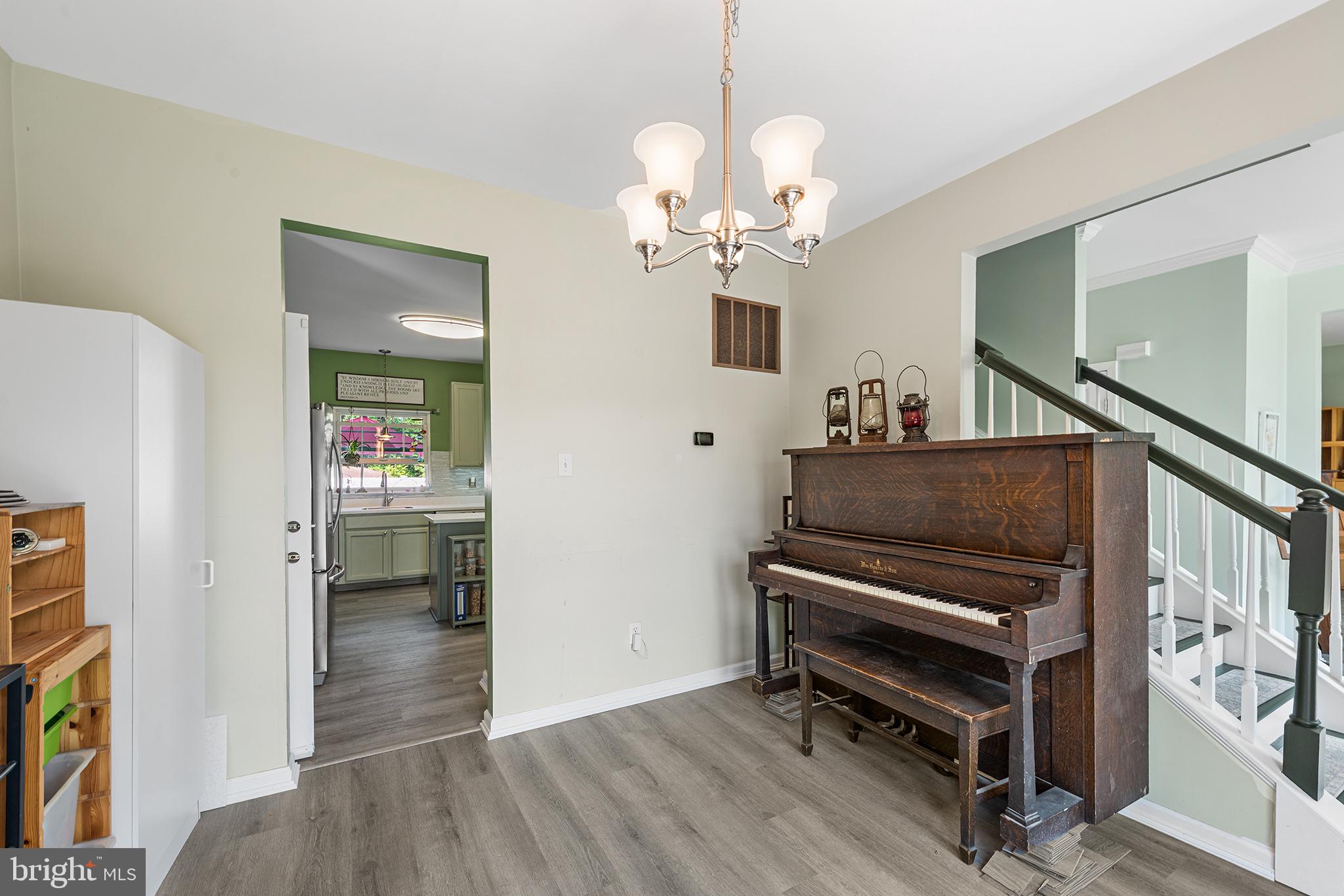 STONEY RUN - Residential