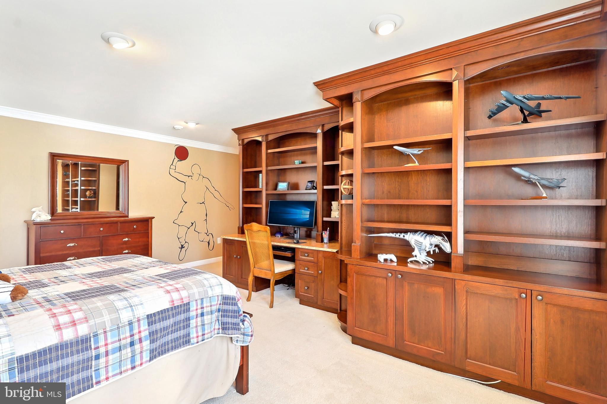 BRIARLYNN ESTATES - Residential