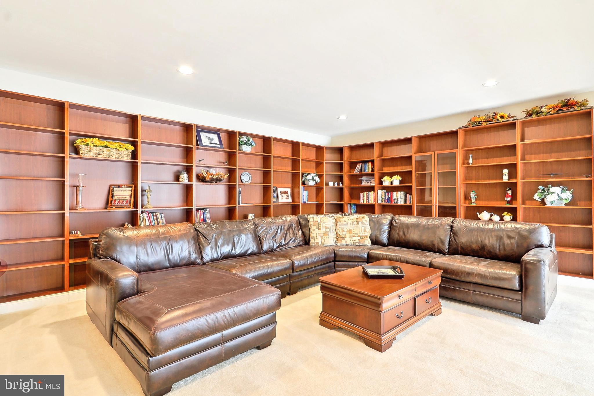 BRIARLYNN ESTATES - Residential