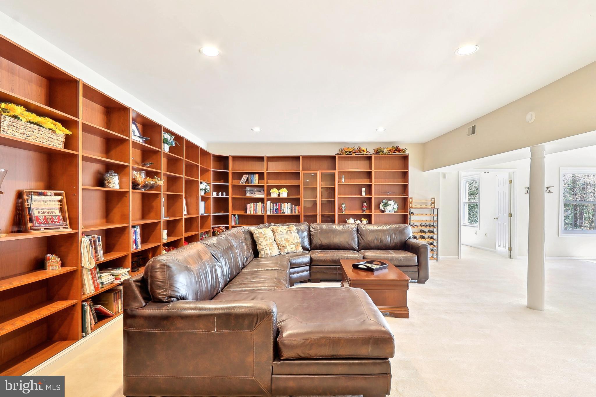 BRIARLYNN ESTATES - Residential