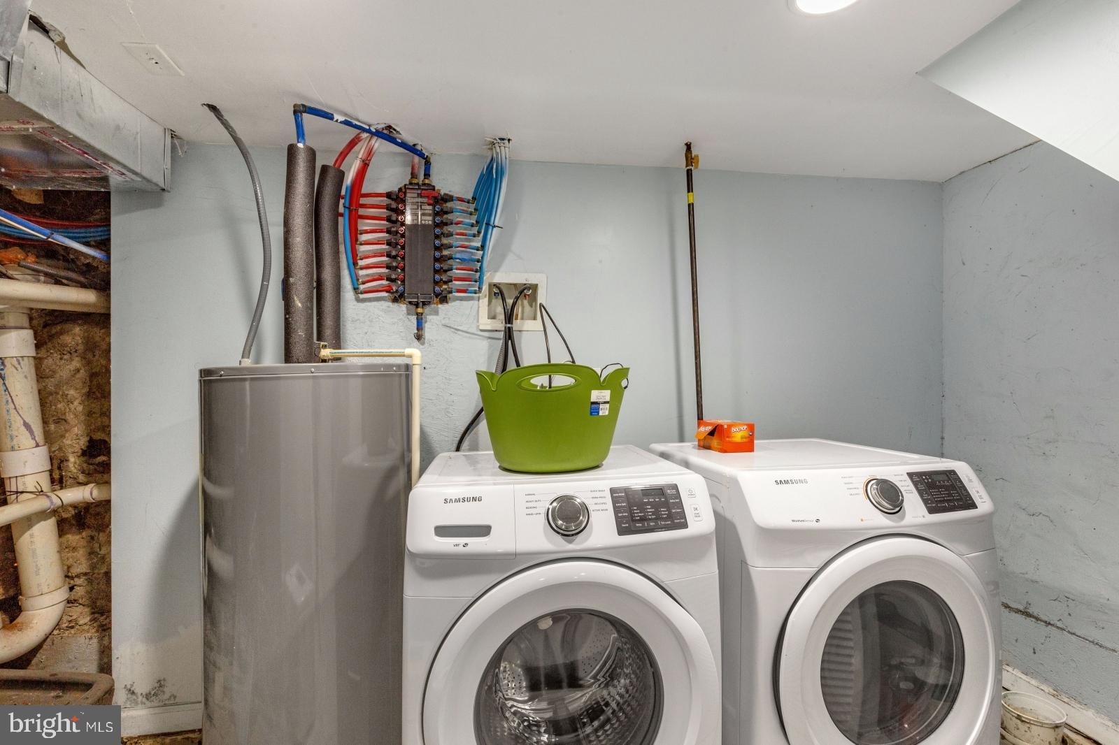 POINT BREEZE - Residential Lease