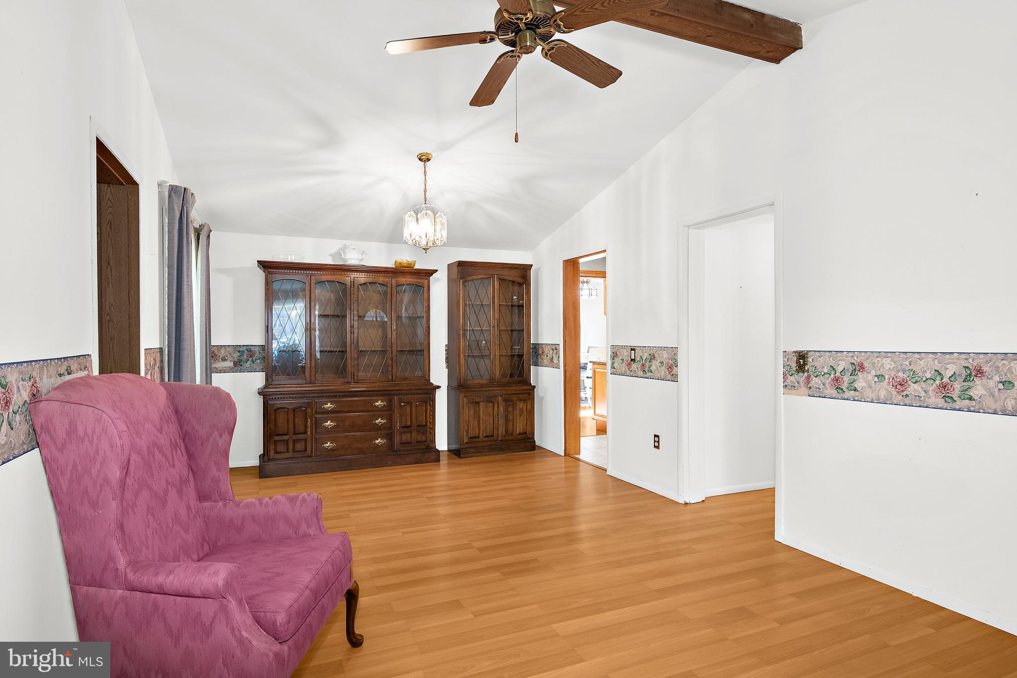 1062 BROADVIEW DRIVE