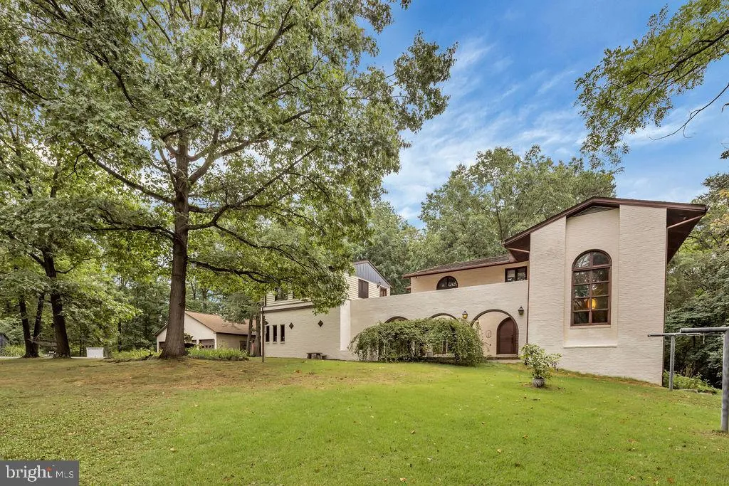 55 Penny Lane, Strasburg, VA 22657