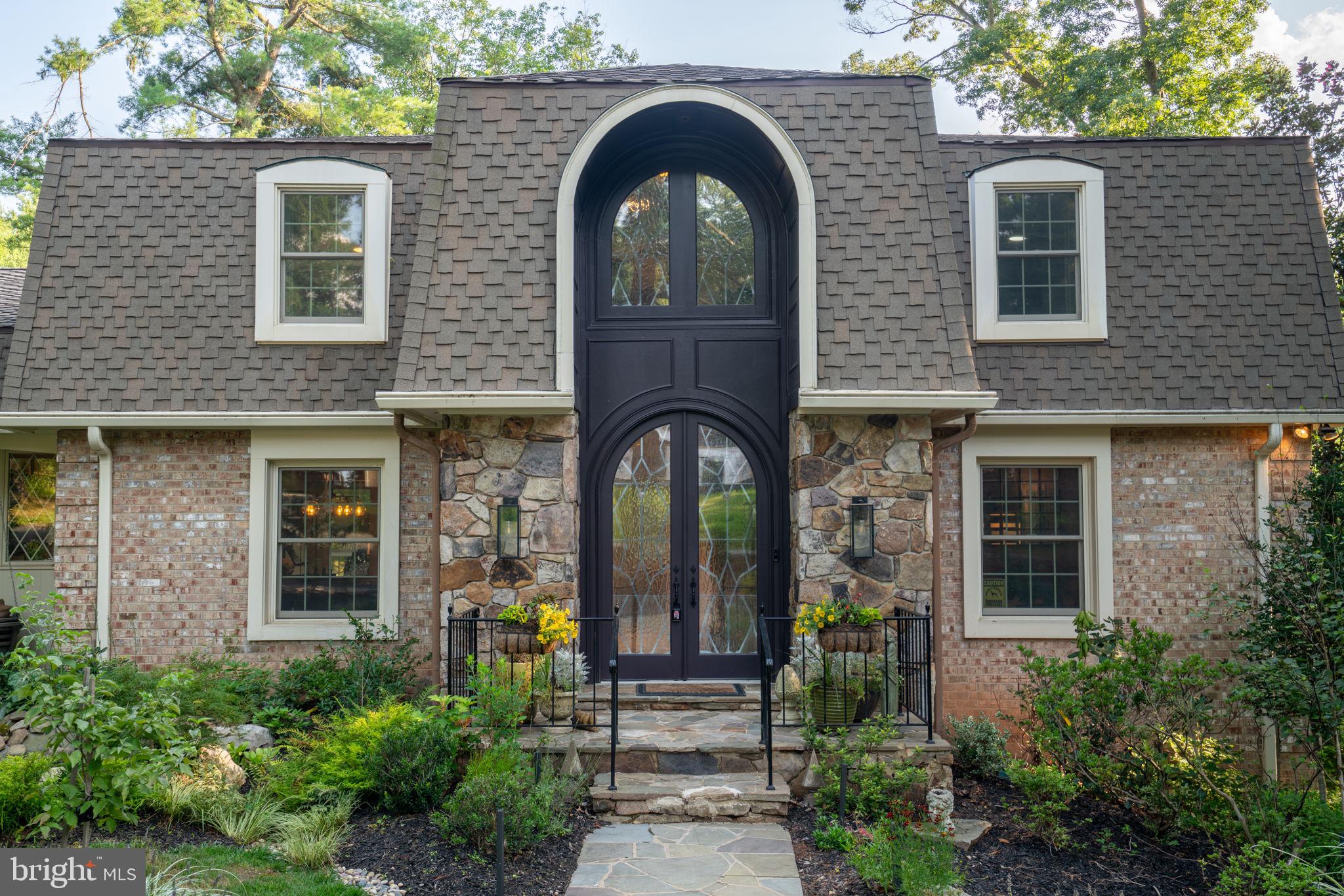 CASA CONTINENTAL - Residential