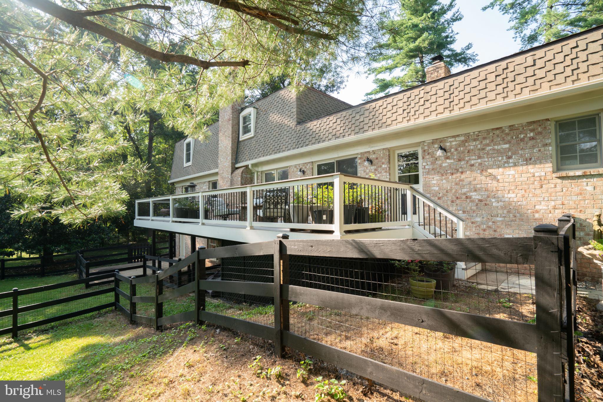 CASA CONTINENTAL - Residential