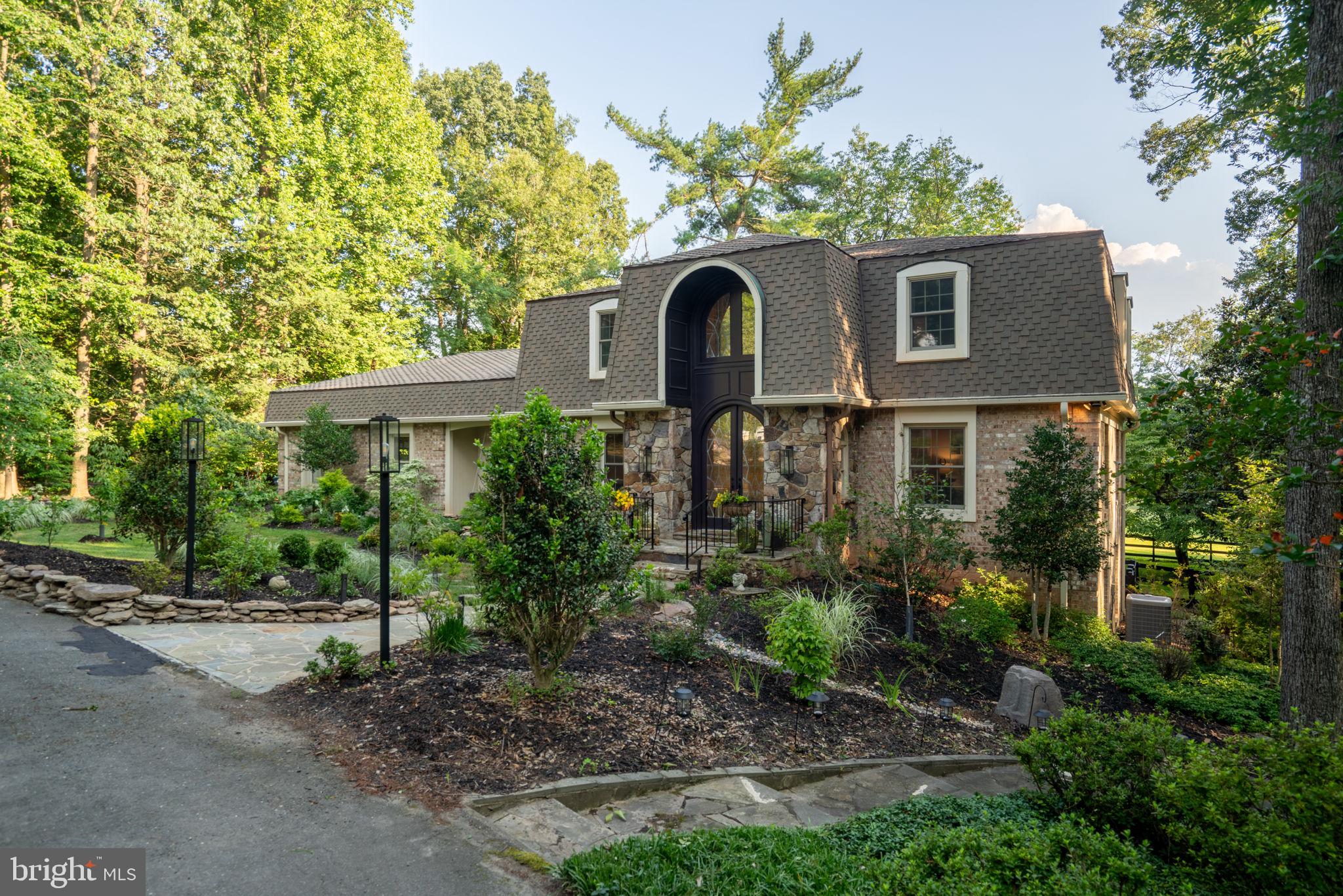 CASA CONTINENTAL - Residential