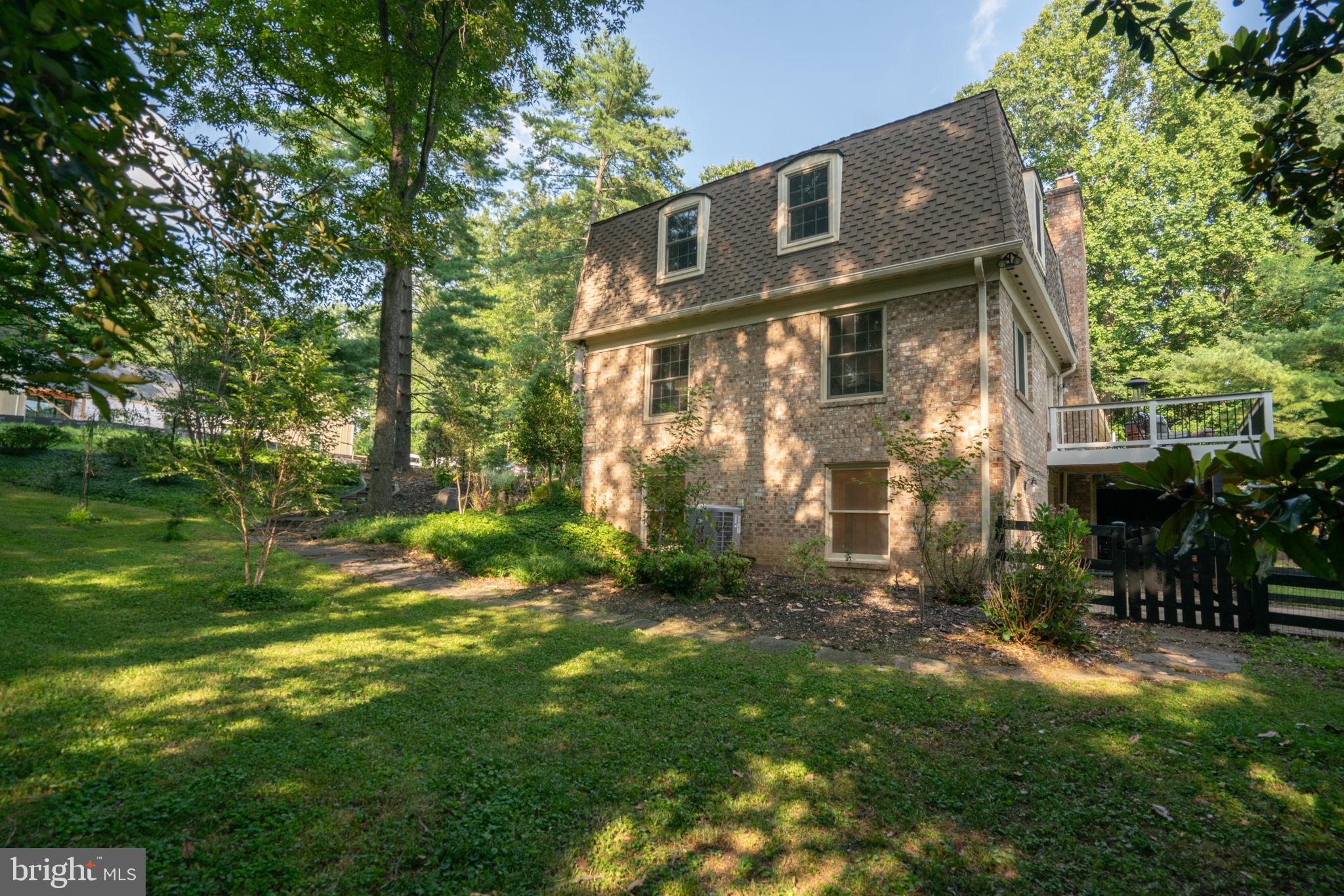 CASA CONTINENTAL - Residential