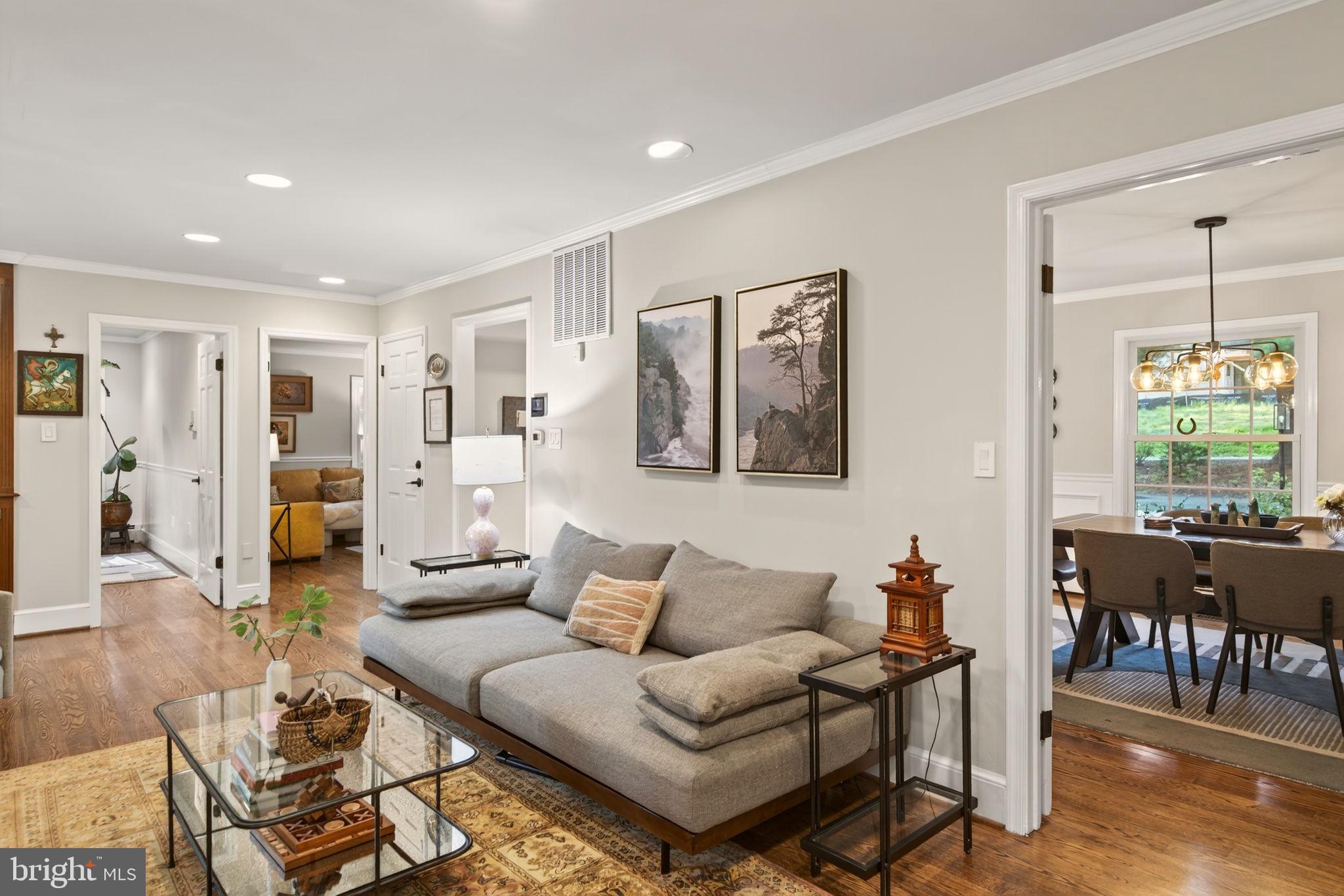 CASA CONTINENTAL - Residential