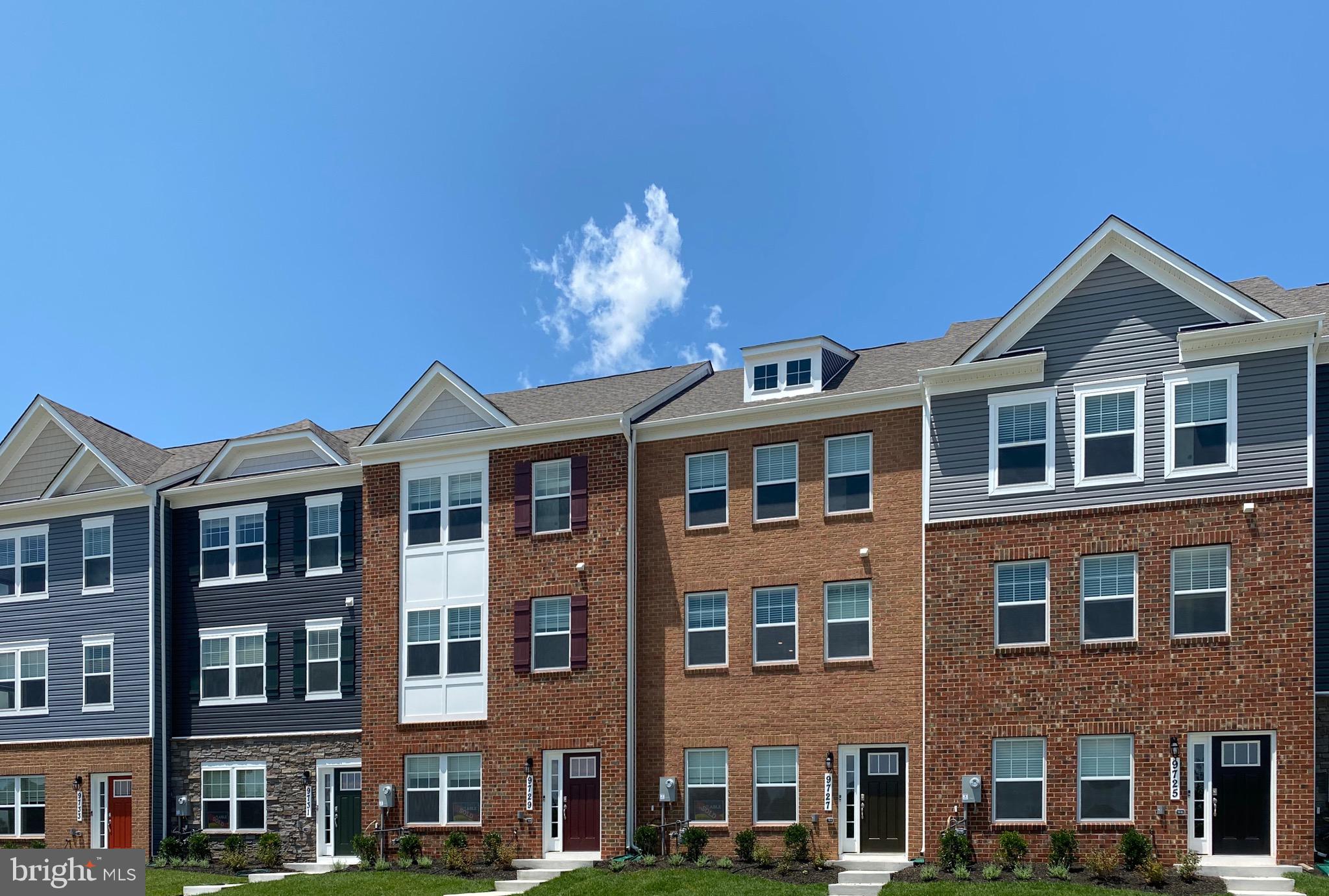 WOODMORE OVERLOOK - Residential