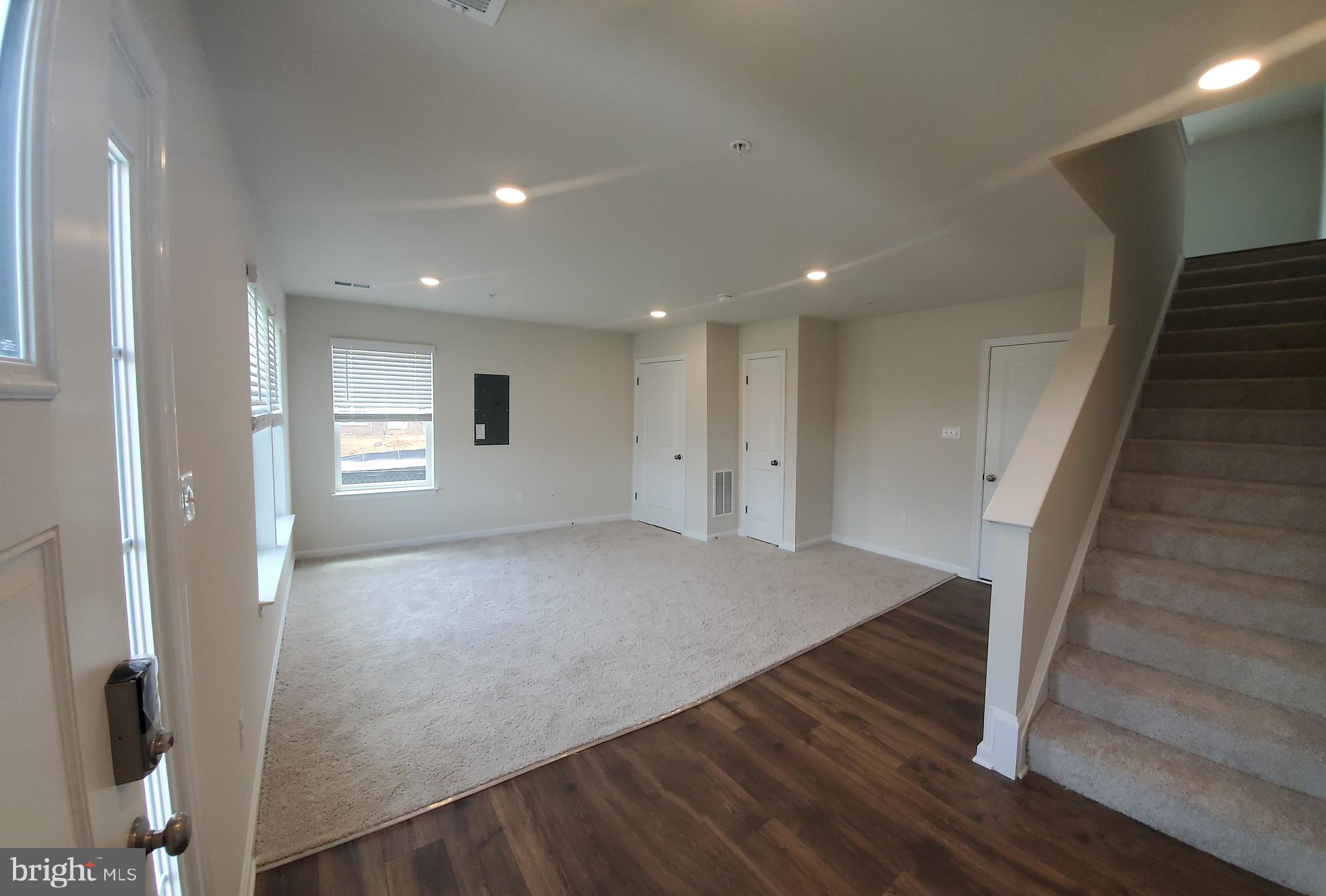 WOODMORE OVERLOOK - Residential