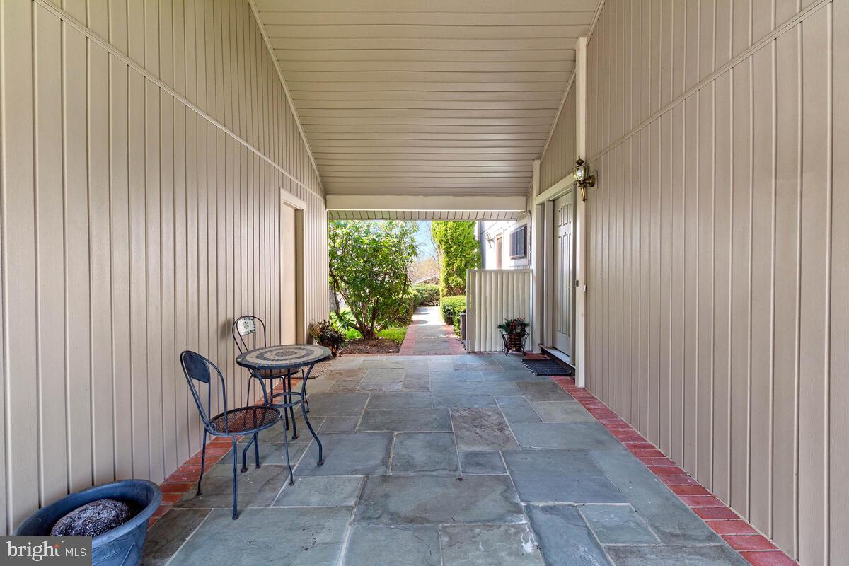 CHARLENE - Residential