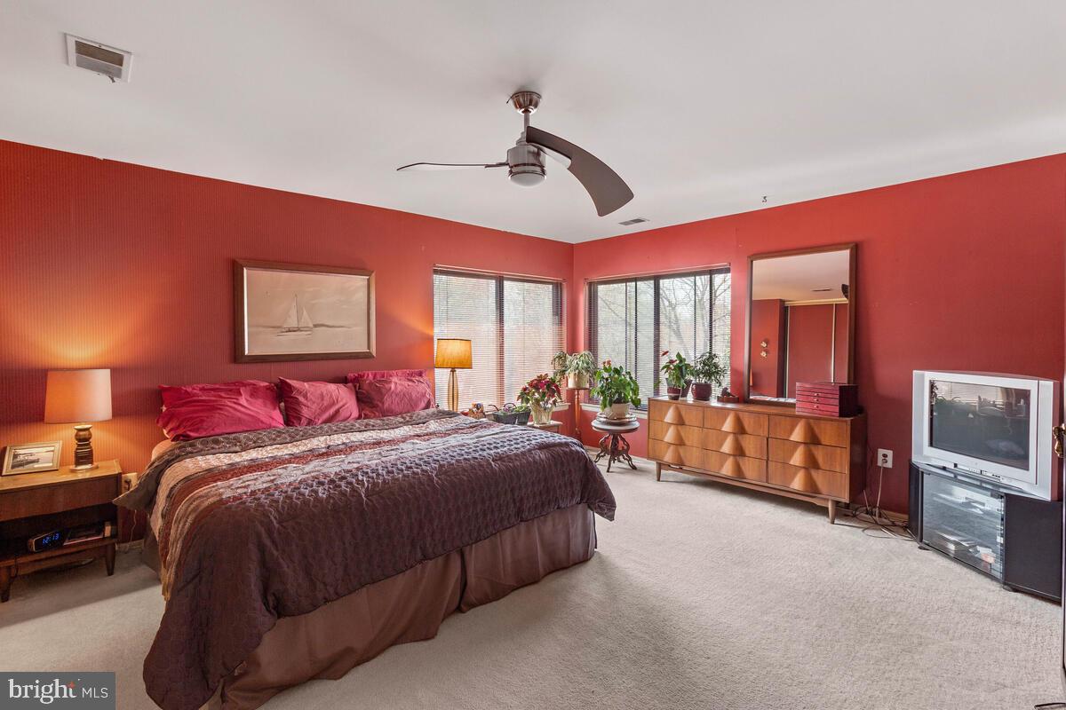 CHARLENE - Residential