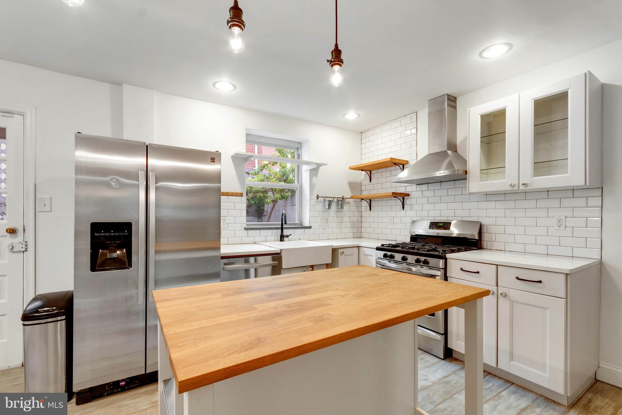 PASSYUNK SQUARE - Residential