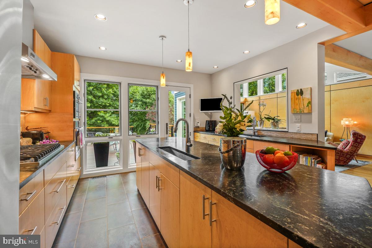 SILVER SPRING - Residential