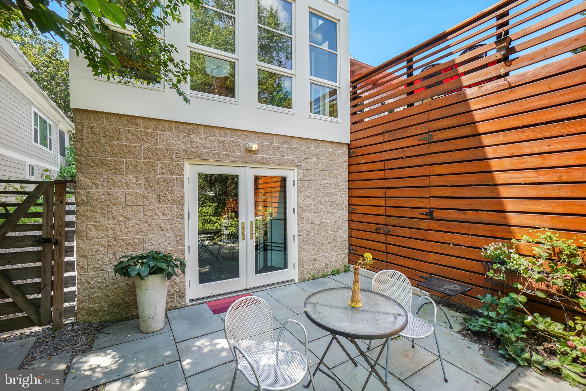 SILVER SPRING - Residential