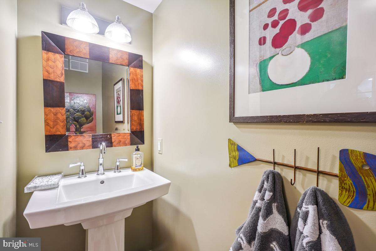 SILVER SPRING - Residential