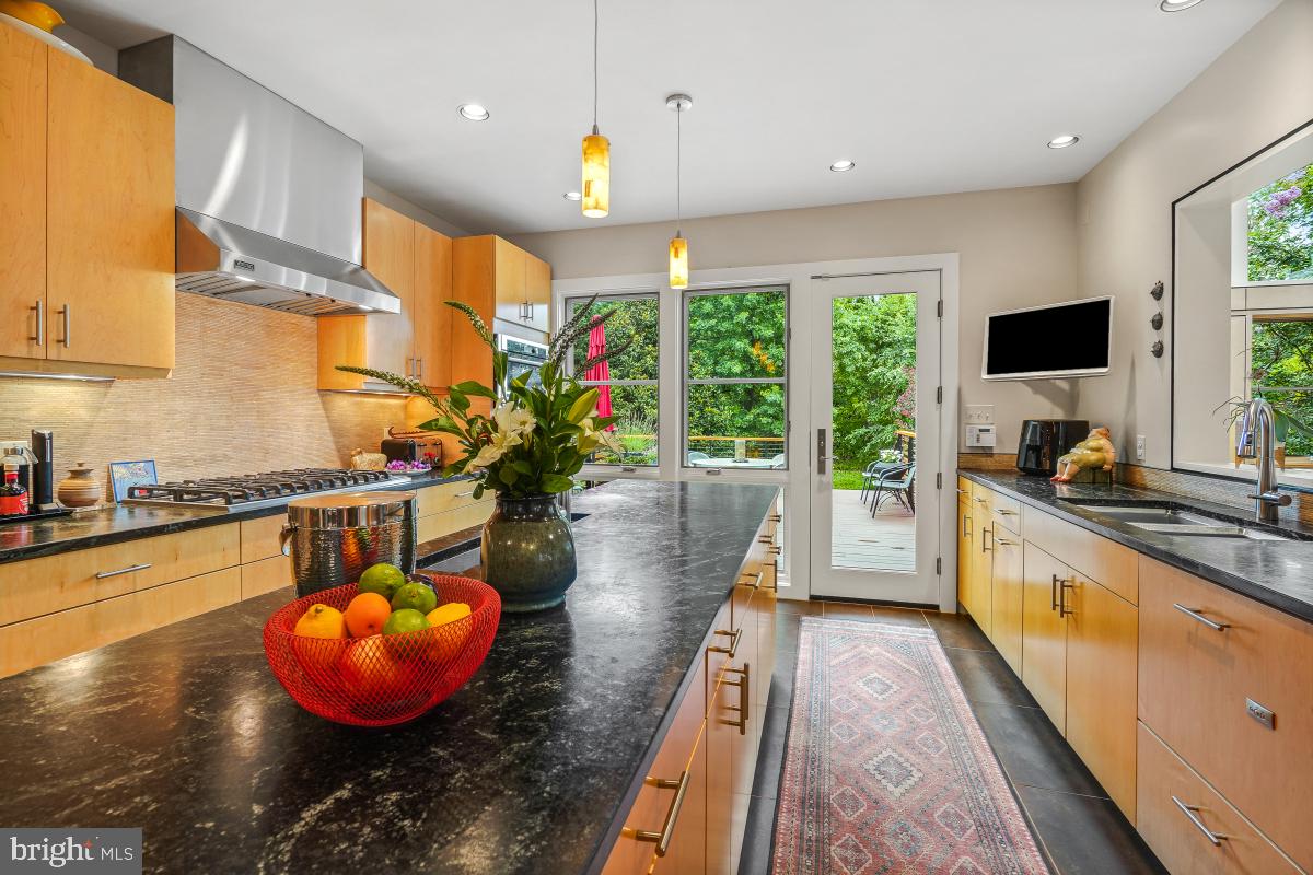 SILVER SPRING - Residential