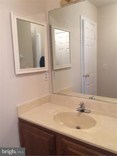 LAKE WILDERNESS - Residential Lease