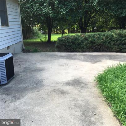 LAKE WILDERNESS - Residential Lease