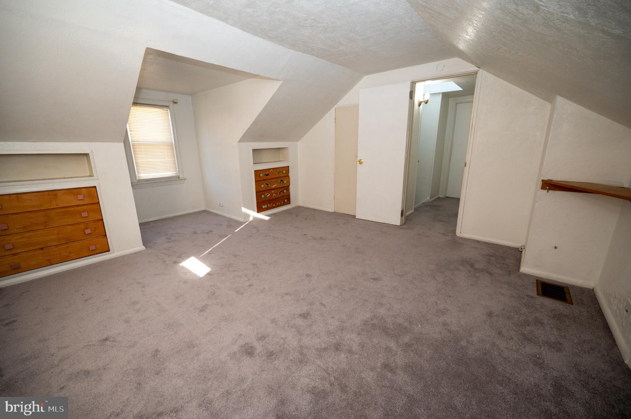 HEATHER GLEN - Residential