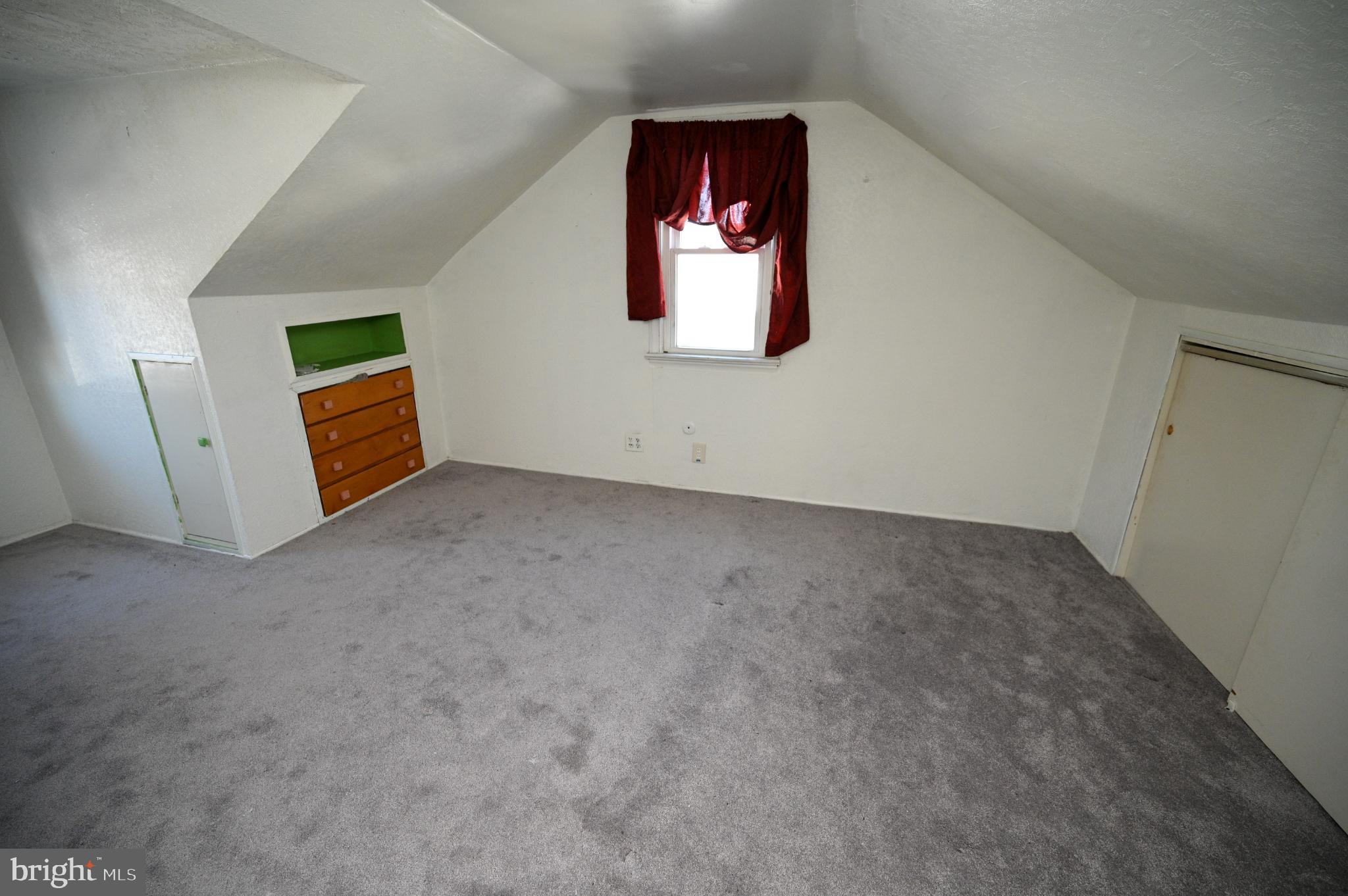 HEATHER GLEN - Residential