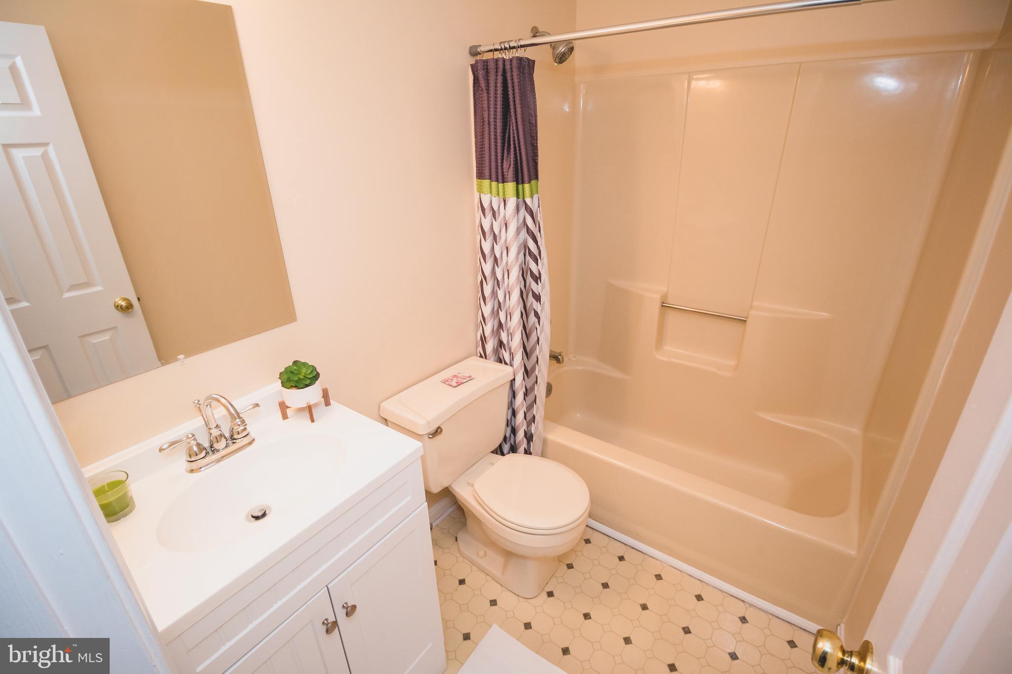 MARLTON 100 - Residential