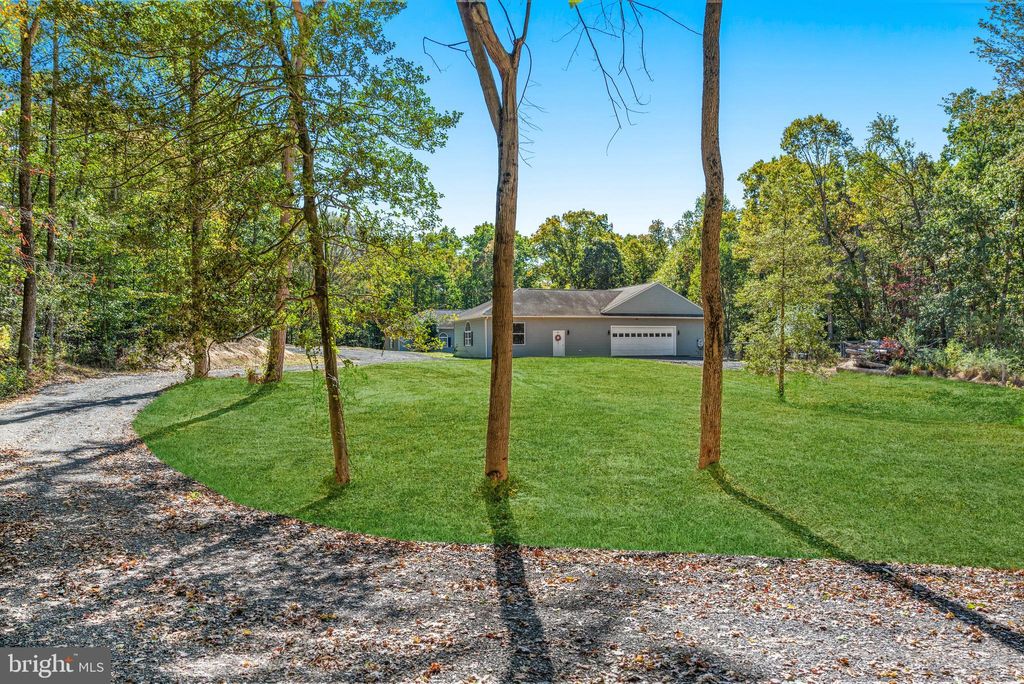 Photo of 141 Yorketown Rd, WOODSTOWN, NJ 08098 (MLS # NJSA2018170)
