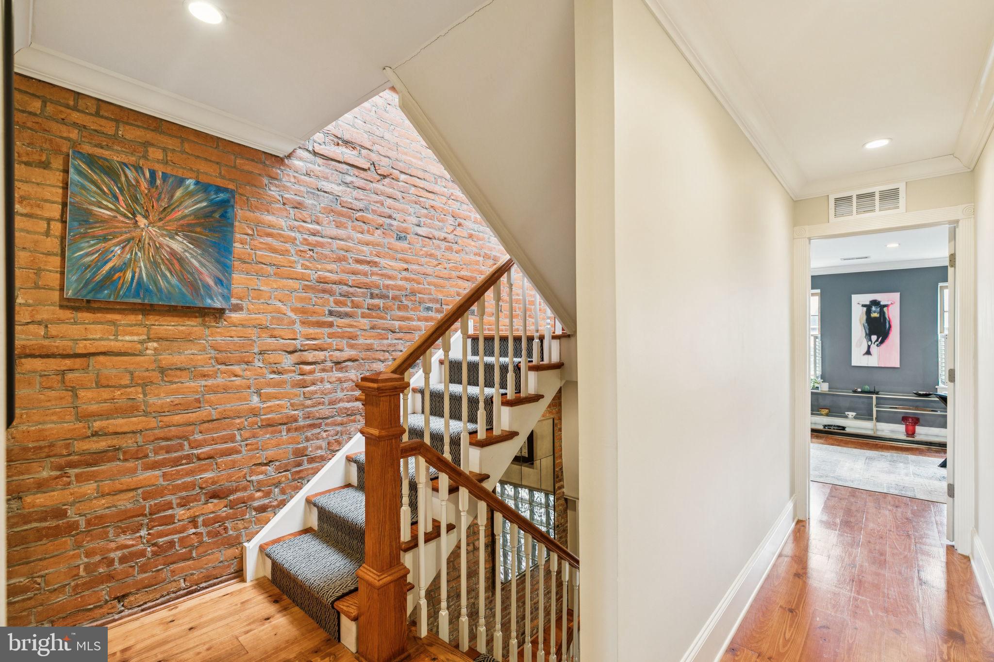 SOCIETY HILL - Residential