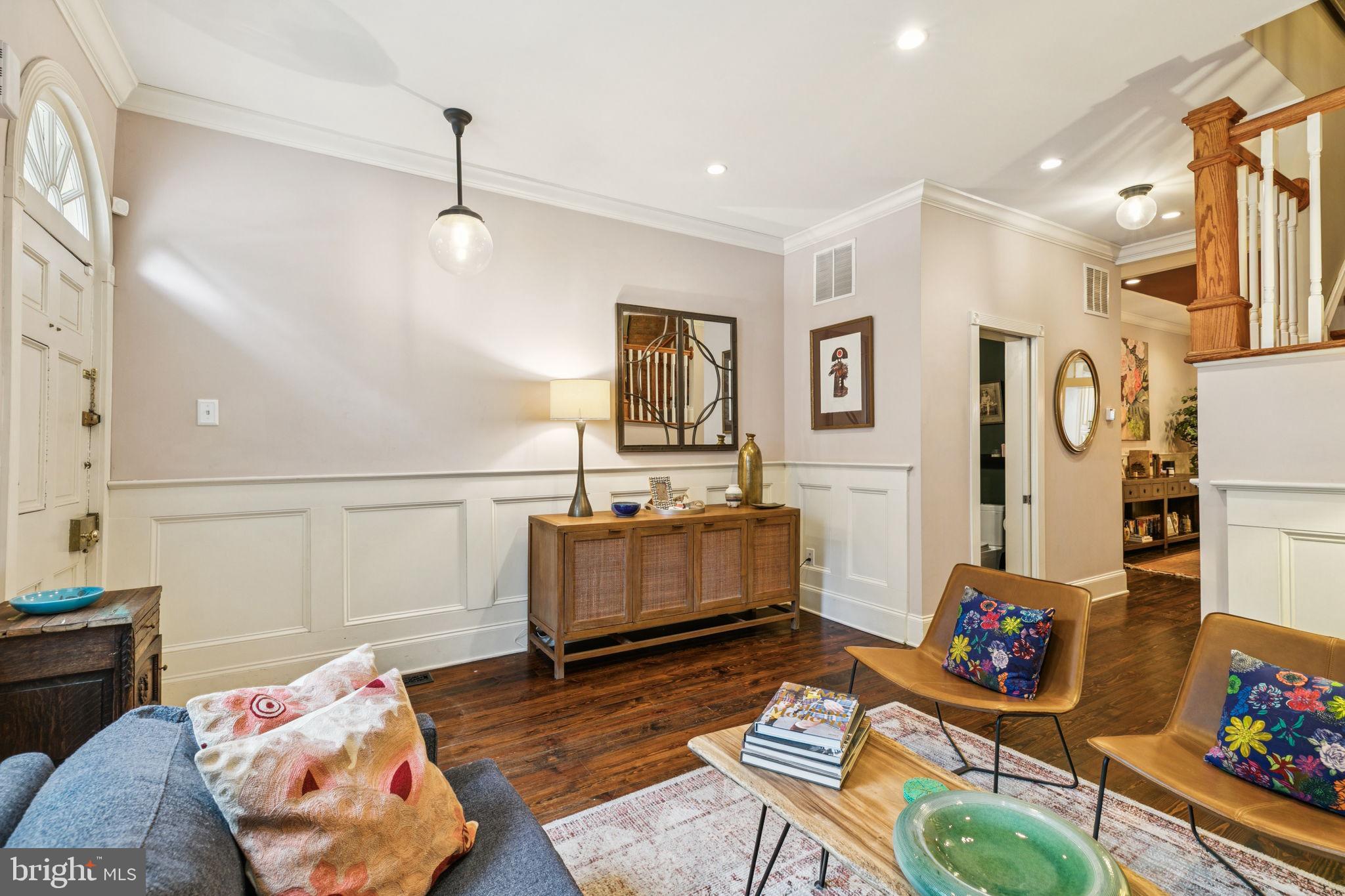 SOCIETY HILL - Residential