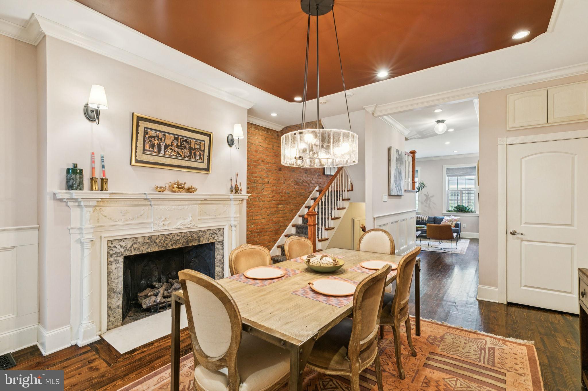 SOCIETY HILL - Residential