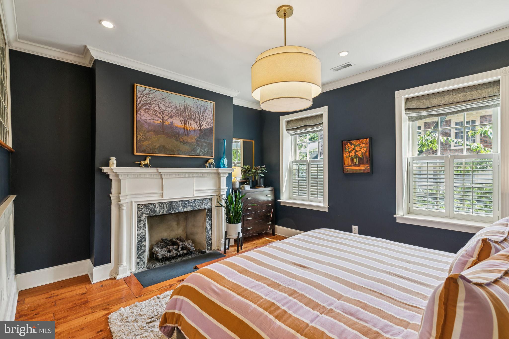 SOCIETY HILL - Residential